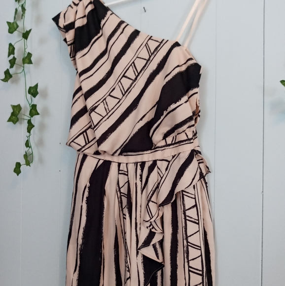 BCBG Black and White Print One Shoulder Dress - Picture 7 of 9